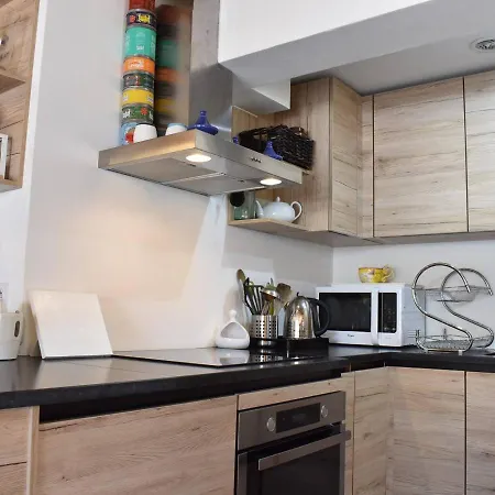 ホテル Chalet Meribel, 5 Pieces, 12 Personnes - Fr-1-180-191